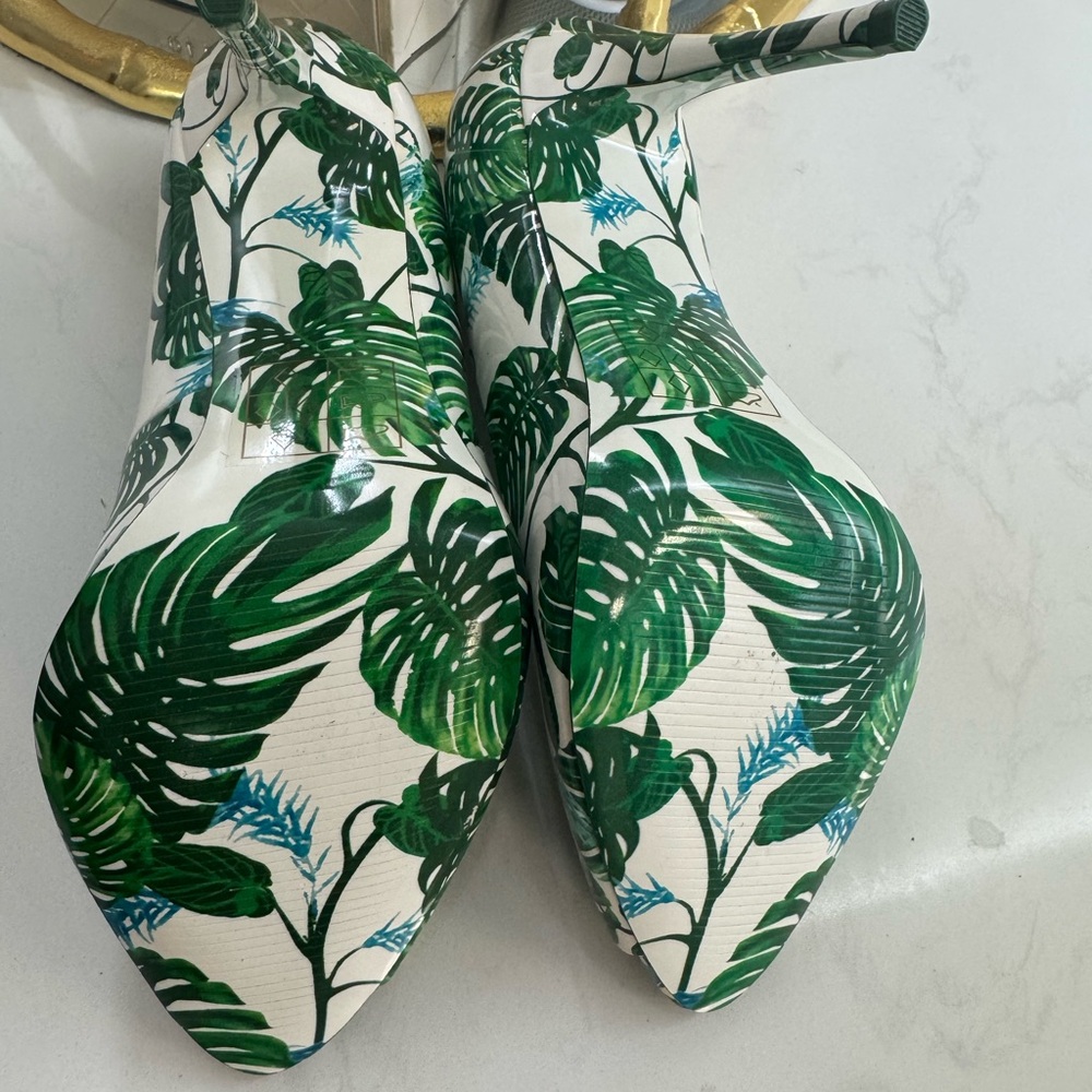 Aldo Green and White Tropical Heels